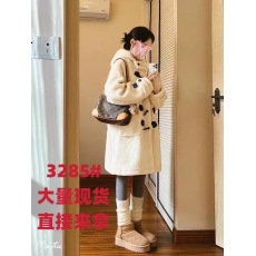 批发ELEVEN SLEEP秋冬加厚保暖白色连帽羊羔绒<b class='q'>女士</b>长款牛角扣<b class='q'>大衣</b>外套