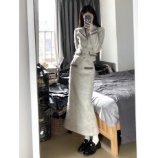 批发富家千金小香风毛呢套装<b class='q'>女</b>秋冬氛围感拼色<b class='q'>西装</b>外套半身长裙<b class='q'>两件</b>套