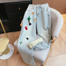 批发实拍冬加厚<b class='q'>婴儿</b>绒圣诞减龄刺绣高腰直筒宽松显瘦阔腿牛仔长<b class='q'>裤子</b>女