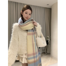 批发实拍不减价 暖乎乎软糯粉蓝色格子围巾女秋冬季英伦保暖加厚围脖