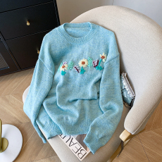 批发实拍 新款韩系穿搭早秋圆领上衣设计感紫色立体花朵针织衫毛衣