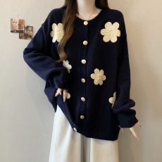 批发实拍~大码高级感毛衣开衫女秋<b class='q'>冬</b>新款外套穿搭显瘦针织衫上衣