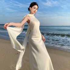 批发法式轻<b class='q'>婚纱</b>晨袍<b class='q'>新娘</b>女订婚简约露背无袖结婚礼服气质长款连衣裙