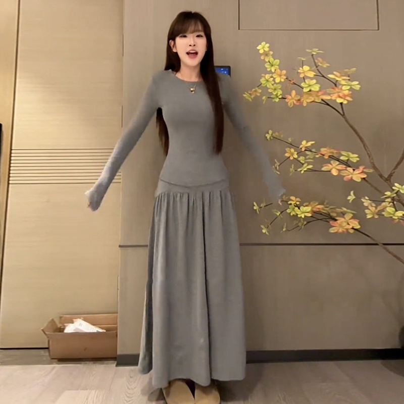 PF28668#法式气质灰色针织连衣裙子女新款冬季穿搭一整套高级感女裝貨源服裝批發