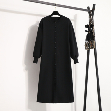 批发实拍大码女装2025冬新款针织连衣裙简约时尚单排扣灯笼袖毛衣裙子