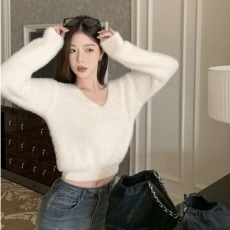 批发毛衣女2026新款仿水貂绒v领毛衣套头慵懒风上衣小众