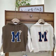 批发儿童毛衣2025<b class='q'>春</b>秋新款男女童字母绣花连帽针织宝宝毛线拉链洋气潮