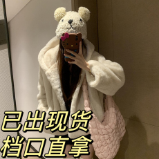 批发小香风深秋初冬白色羊羔毛短外套<b class='q'>女士</b>2024新款摇粒绒加厚连帽<b class='q'>大衣</b>