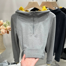 批发280克的德绒螺纹拼色连帽半拉链软糯双面德绒打底帽衫