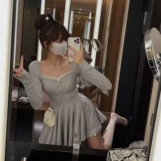 批发纯欲蓬蓬性感<b class='q'>蕾丝</b><b class='q'>连衣裙</b>女秋季新款长袖收腰气质辣妹百褶A字短裙