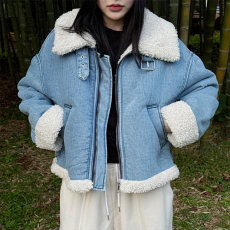 批发韩国复古水洗毛领宽松冬加绒保暖羊羔毛拼接<b class='q'>牛仔</b>外套