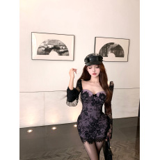 批发实拍 纯欲紫色撞色拼接性感半透黑色蕾丝喇叭袖包臀收腰<b class='q'>连衣裙</b>