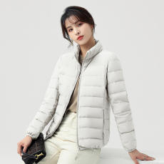 批发轻薄羽绒服简约女短款秋冬新款保暖无缝白鸭绒立领打底外穿长袖