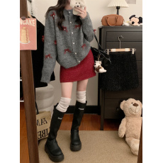 批发实拍实价  新年套装蕾丝蝴蝶结圆领针织开衫+小香风亮丝红裙短裙