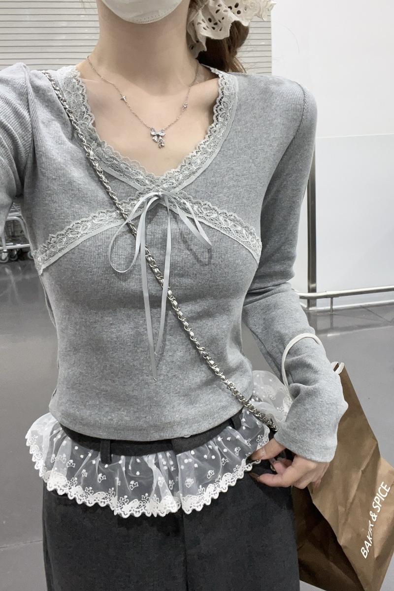 原版品质v领蕾丝拼接交叉长袖T恤女修身显瘦短款打底上衣 服裝批發女裝批發服飾貨源