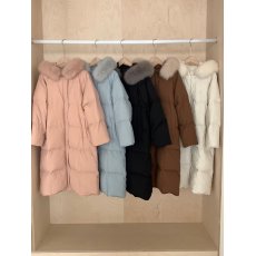 批发新款大毛领时尚高品质真毛领口袋装饰<b class='q'>中长款</b>冬季保暧时尚流行