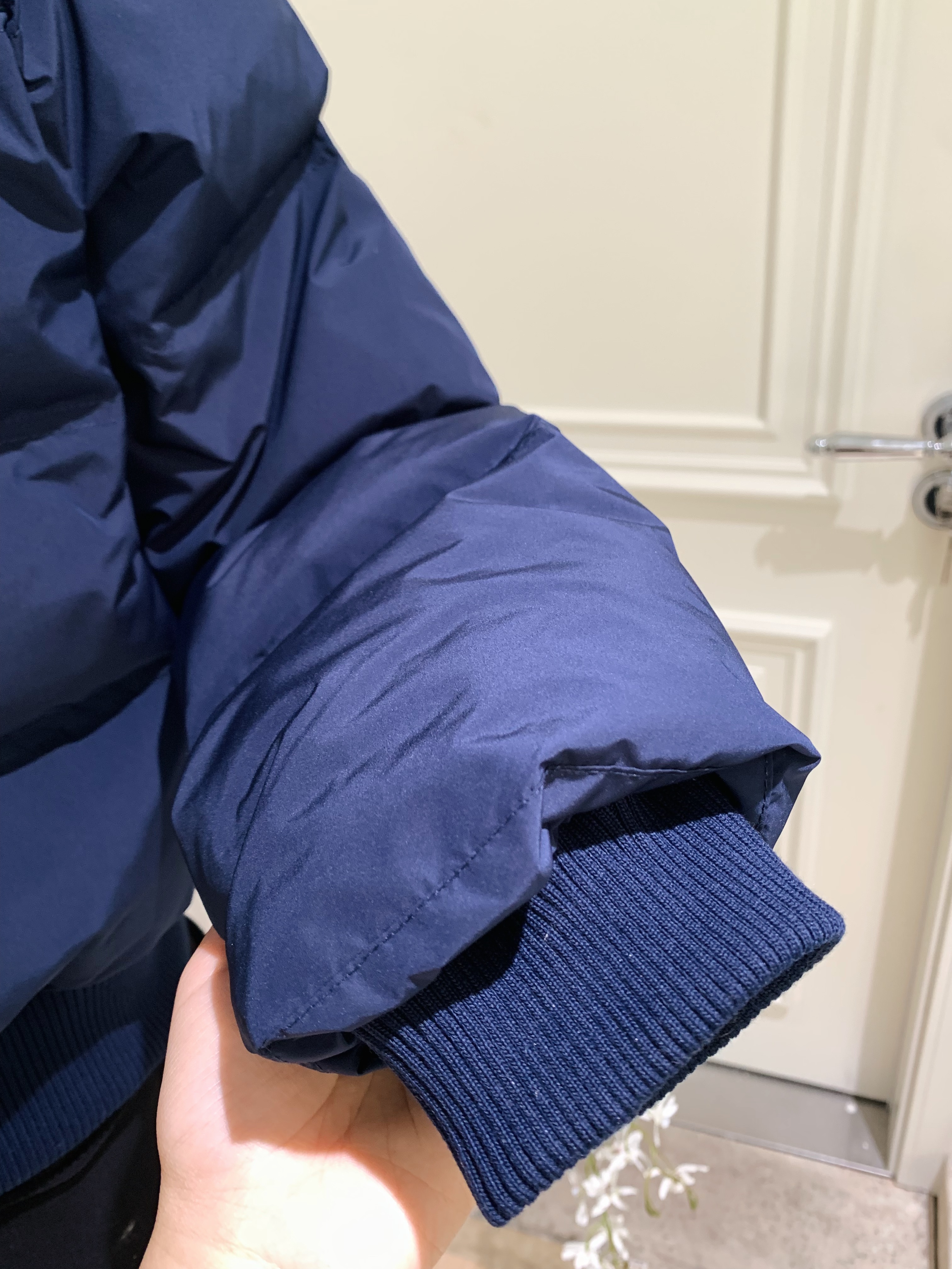 8uioio南区菲奥娜藏青连帽毛领棉服外套女冬季新款短款羽绒服