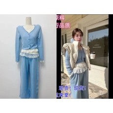 批发HuiHui<b class='q'>韩国</b>东大门短款上衣阔腿裤套装+打底