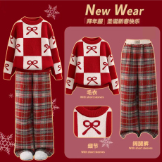 批发女童秋冬季<b class='q'>套装</b>2026新款洋气圣诞红色毛衣本命新年儿童时髦拜年服