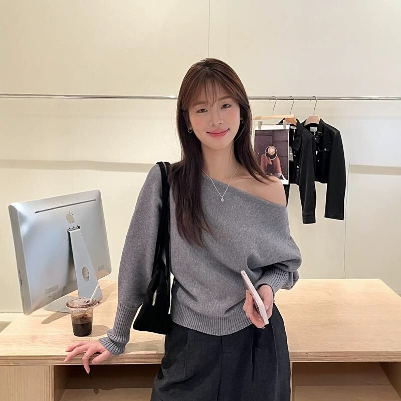 주간 고양이 흔들어서 톤 품질 신년 빨간색 배트윙 소매 보트넥 오프숄더 니트 스웨터 여성 봄 가을 고유 한 스웨터 맨위