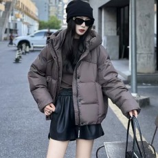 批发大码女装2024冬休闲运动加厚棉服立领连帽外套女短款<b class='q'>时尚</b>保暖面包