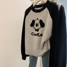 批发实拍2024秋冬新款胖mm大码女时尚百搭卡通刺绣撞色插肩针织上衣