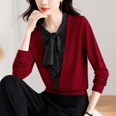 批发假两件针织衫女2026新款春秋季短款长袖早春打底飘带气质拼接上衣