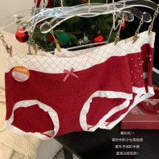 批发新年本命年红色<b class='q'>内裤</b><b class='q'>女</b>舒适中高腰<b class='q'>提</b><b class='q'>臀</b>秋冬磨毛三角裤 561#