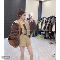 批发韩国东大门蓝色圆领羽绒服女2024年冬季欧洲站短款加厚白鸭绒外套
