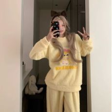 批发2024新款冬季仿半边绒<b class='q'>厨师</b>狗狗280克加厚长袖长裤软绵绵家居<b class='q'>服</b>套