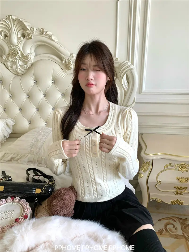 샤넬풍 리본 꽈배기 니트 상세 이미지 1