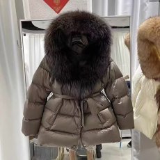 批发皮草新款大毛领时尚高品质真毛领口袋装饰<b class='q'>中长款</b>冬季保暧时尚流行