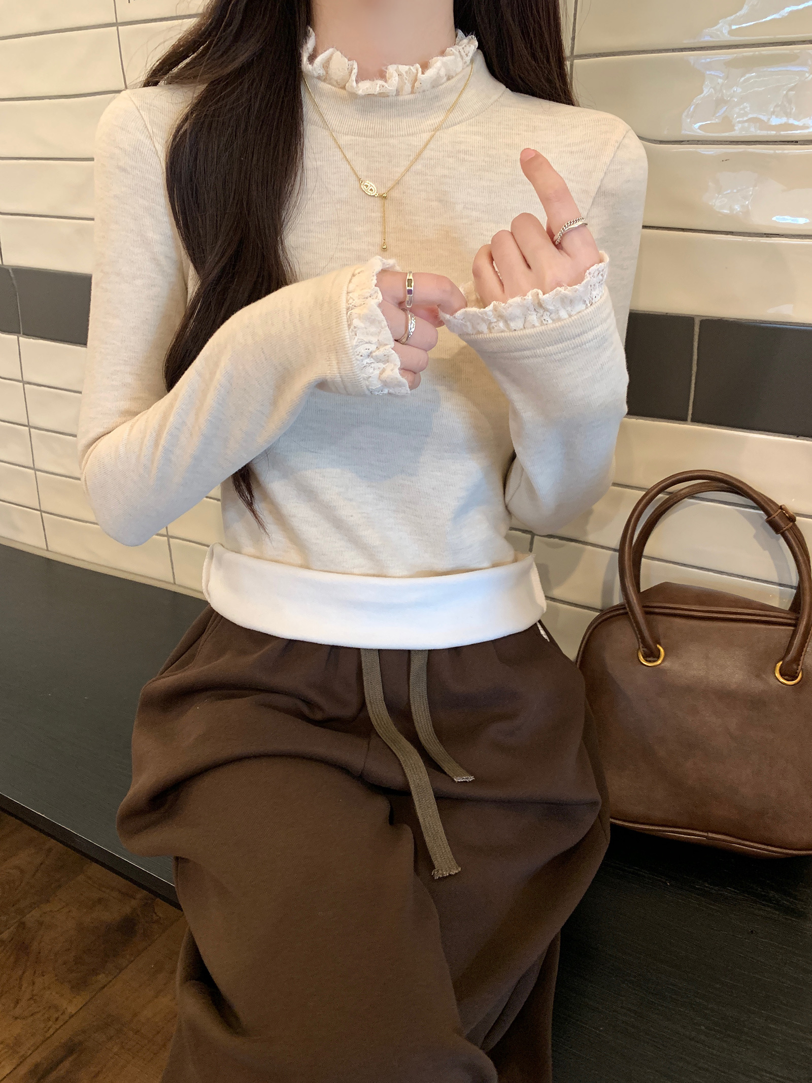 PF29662#绵羊绒磨毛长袖t恤女装木耳边潮春秋修身打底衫圆领上衣女裝貨源服裝批發