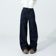 批发实拍2025新款理想春日穿搭｜时尚模范生｜宽松遮肉牛仔原色阔腿<b class='q'>裤</b>