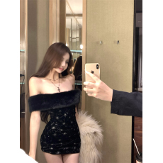 批发实拍 实价 丝绒毛毛领可拆卸一字肩圣诞抹胸连衣裙包臀裙短裙女