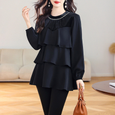 批发<b class='q'>时尚</b>钉珠<b class='q'>大码</b>上衣女2026春新款气质小衫洋气<b class='q'>时尚</b>胖mm巨显瘦