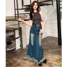 批发实拍2026<b class='q'>春</b>夏新款设计感牛仔裙女下摆不规则流苏长裙半身裙