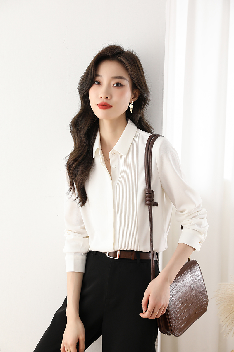 미니멀리즘 개성 잃지 않고 시간 아직도 느낌 품격 출퇴근 긴팔 여성 셔츠 2026 가을 새로운 화이트 직장 셔츠
