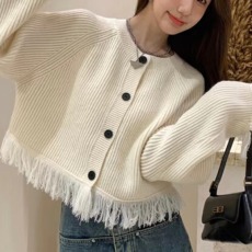 批发chic设计感短款长袖毛衣<b class='q'>外套</b>女秋季 新款流苏设计感宽松针织衫