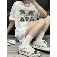 批发100%纯棉原版外贸夏装慵懒宽松字母卡通印花短袖<b class='q'>T</b><b class='q'>恤</b>韩系<b class='q'>原宿</b><b class='q'>上衣</b>