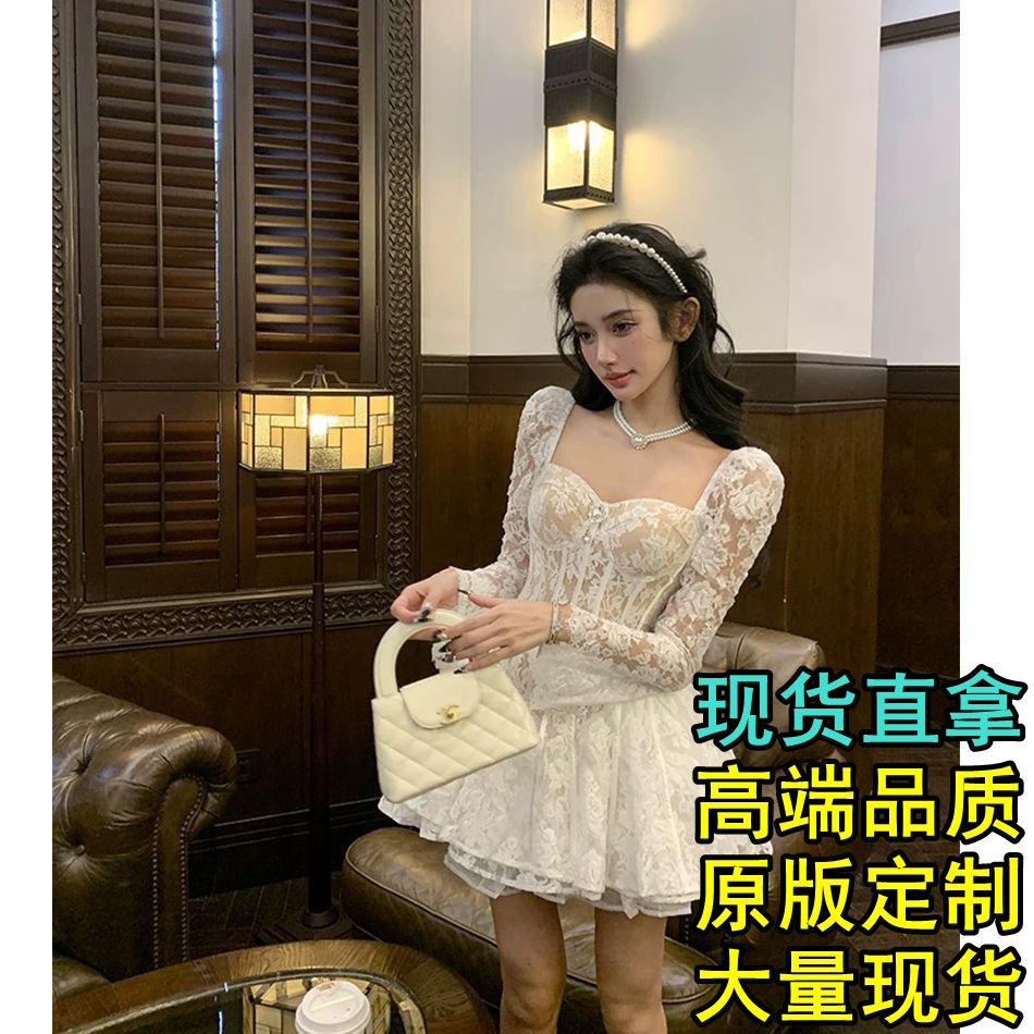 前10分钟新品5折自在风雅 白色法式蕾丝方领连衣裙女