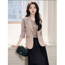 批发2026早春新款小西装外套女高级感气质职业<b class='q'>休闲</b>显瘦小个子<b class='q'>西服</b>韩版