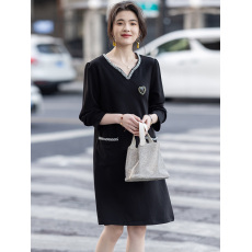 批发限价+12+小视频 2026气质v领<b class='q'>钉珠</b><b class='q'>连衣裙</b>女春秋款洋气裙子女装