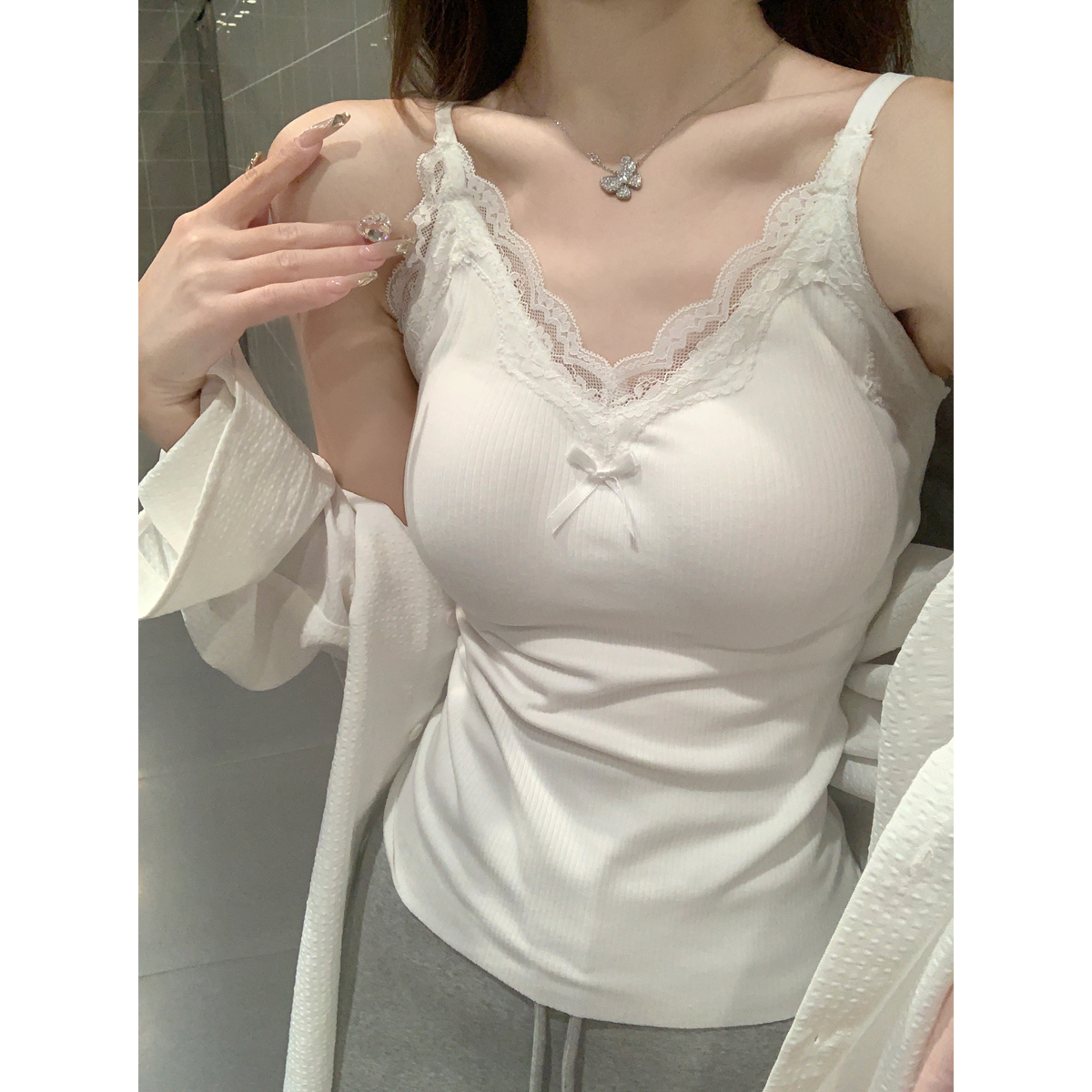 MY8231# 韩版v领纯欲蕾丝边带胸垫肩带可调节内搭吊带背心女女裝貨源服...