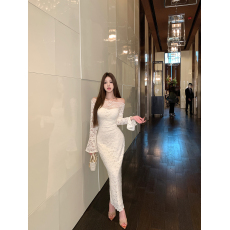 批发实拍实价 自带胸垫纯欲性感一字领蕾丝秋冬连衣裙长裙女