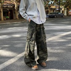 批发春秋季美式街头<b class='q'>嘻哈</b>迷彩工装牛仔裤男潮牌宽松褶皱阔腿裤
