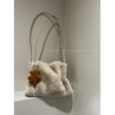 批发实拍特价奶茶色暖糯糯小熊毛绒手提包单肩包