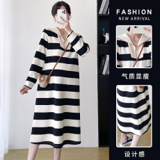 批发实拍小视频 2026春秋季新款条纹<b class='q'>孕妇</b><b class='q'>中长款</b><b class='q'>连衣裙</b>海军领长款