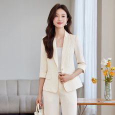 批发高端西装<b class='q'>外套</b>女夏季薄款小众独特短款上衣时尚气质七分袖西服套裤