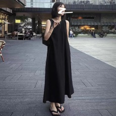 批发<b class='q'>韩国</b>chic夏季简约气质圆领一粒扣镂空露背无袖背心<b class='q'>连衣裙</b>长裙女